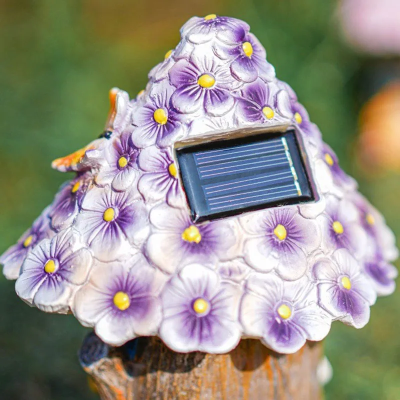 Creative Personalized Resin Crafts House Decorative Lights Outdoor Solar Garden Courtyard Ornaments Statue Tree House Night Lamp