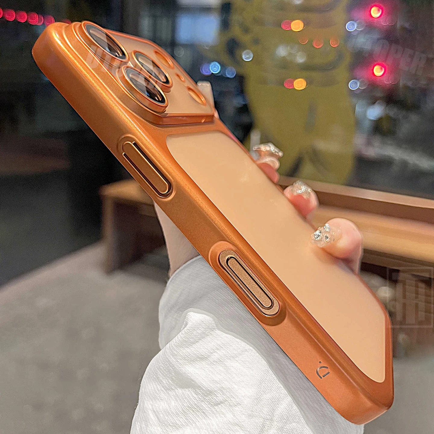 Nowe Pomarańczowe Przezroczyste Matowe Etui na Telefon z Powłoką Chroniącą Przed Odciskami Palców do iPhone'a 17 Pro Max z Folią Ochronną na Obiektyw i Twardą Obudową