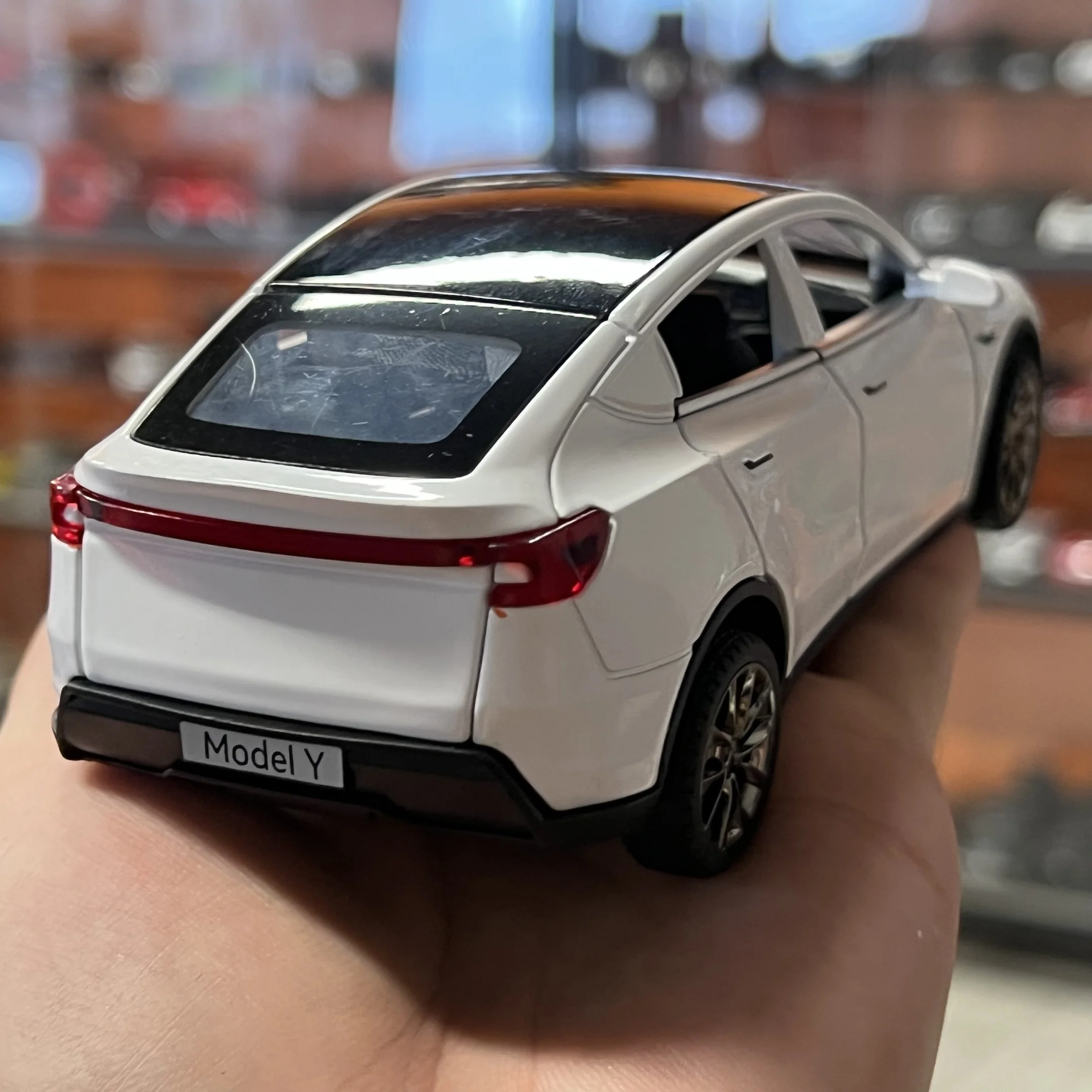 جديد 1:32 نموذج Y الكهربائية SUV سبيكة معدنية دييكاست نموذج سيارة الصوت والضوء التراجع ألعاب أطفال سيارات عيد ميلاد الحاضر صديق #4