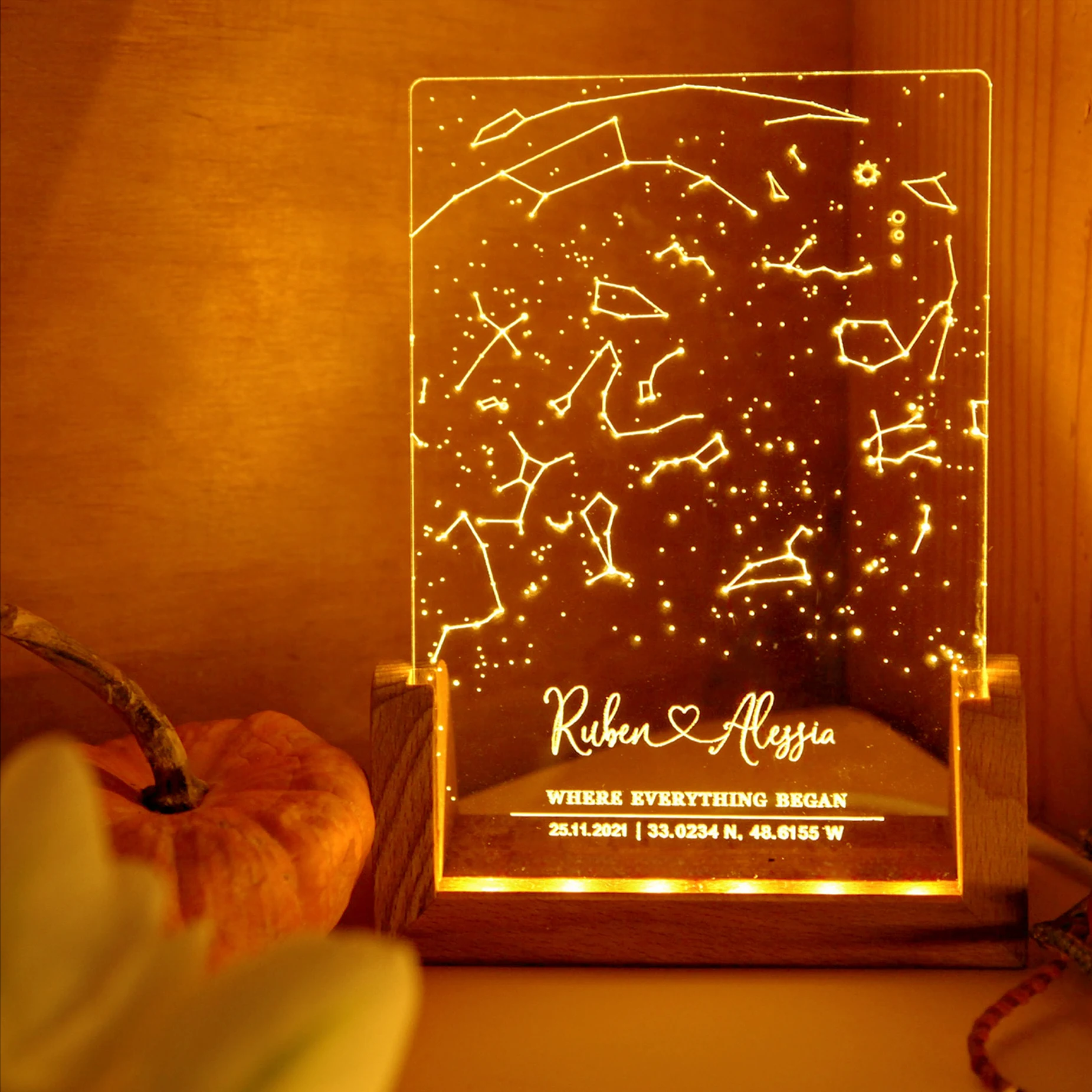 Imagem -04 - Personalizado Constellation Chart Lamp Personalizado Quarto Nightlight para Casais Mãe Pai Amor Família Memorial Day Presente de Aniversário