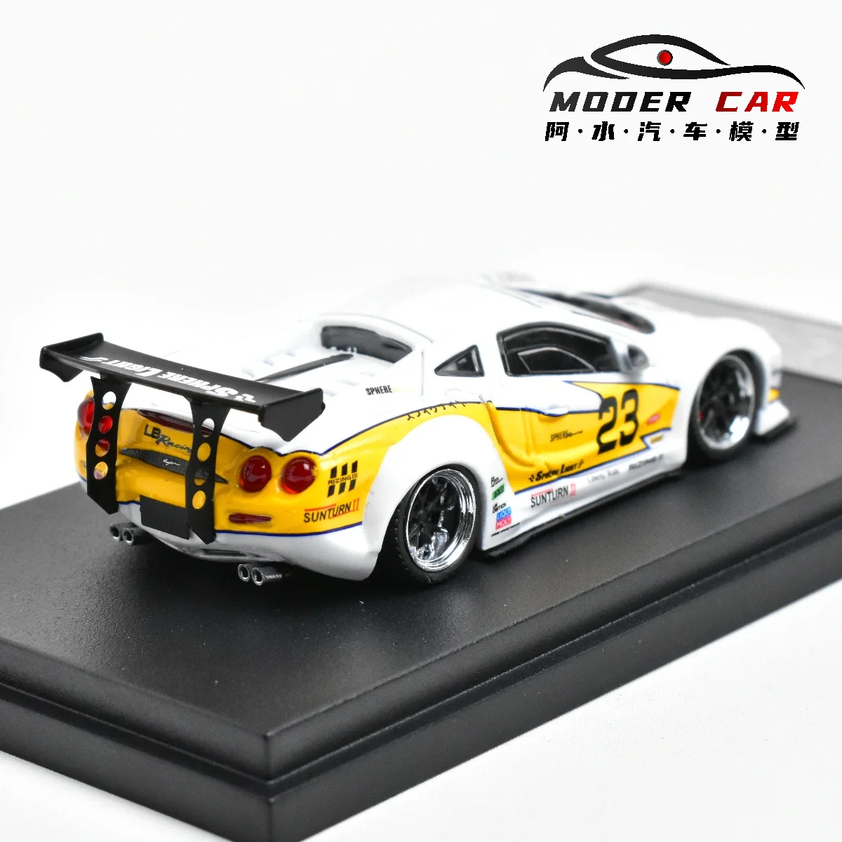 Mortal 1:64 Orochi Supercar  Diecast Model Car