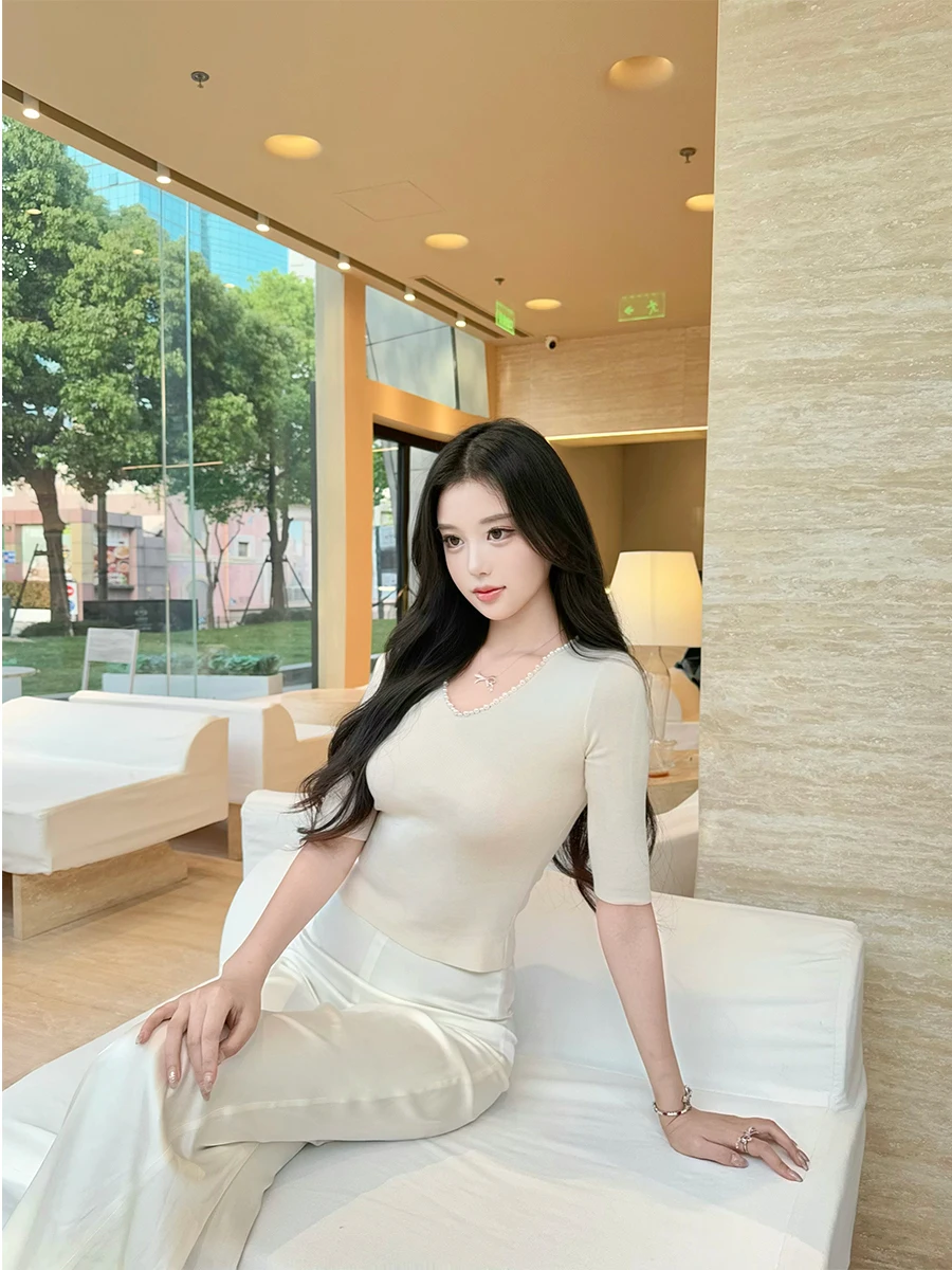 

Rose Gentle Breath Knitted Pearl T-irt V-Ne Top Women's Faion Summer Casual Comfortable Svel Clothing