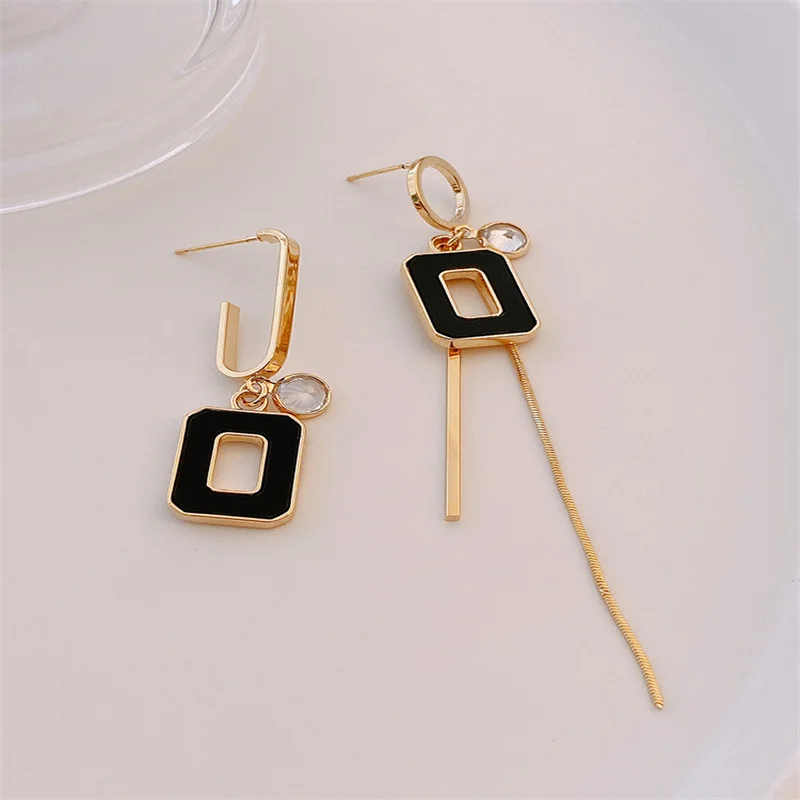 Vintage Acrylic Long Tassel Dangle Earrings For Women Personality Geometric Square Asymmetrical Earrings Korean Wedding Earrings