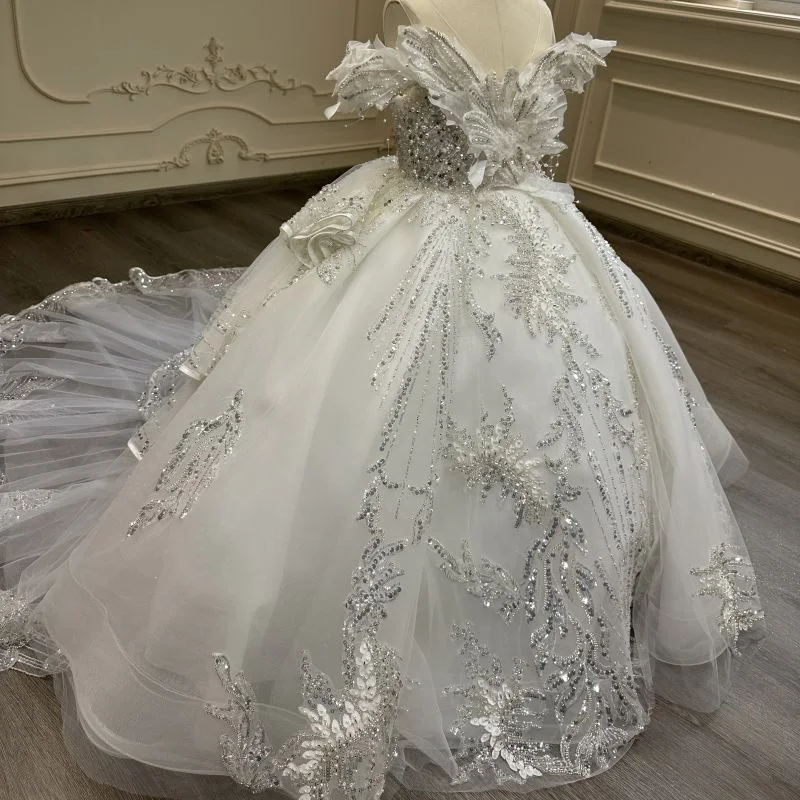 Vestido de novia blanco para niños, cola bonita y hermosa