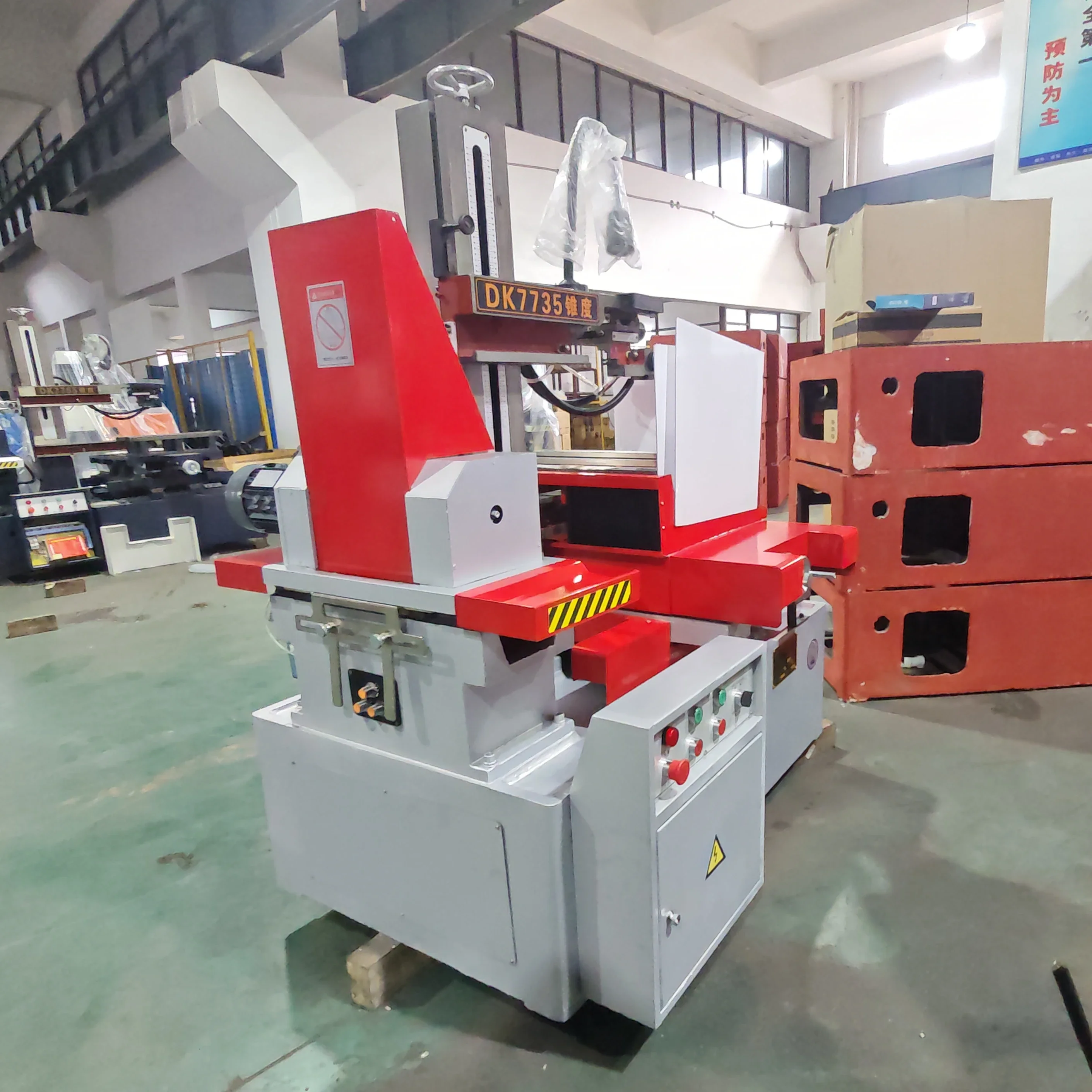 

DK7735 Single Cut Edm Machine Automatic Cnc Edm Wire Cutting Machine