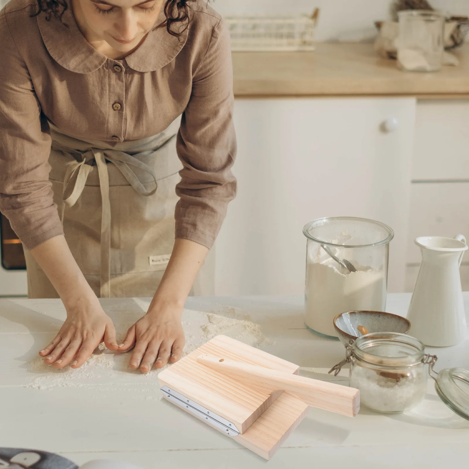 

Wood Dumpling Press Sturdy Wooden Dough Presser Perfect Dumpling Wrapper Mold Kitchen Gadget Home Accessories Kitchen Gadget