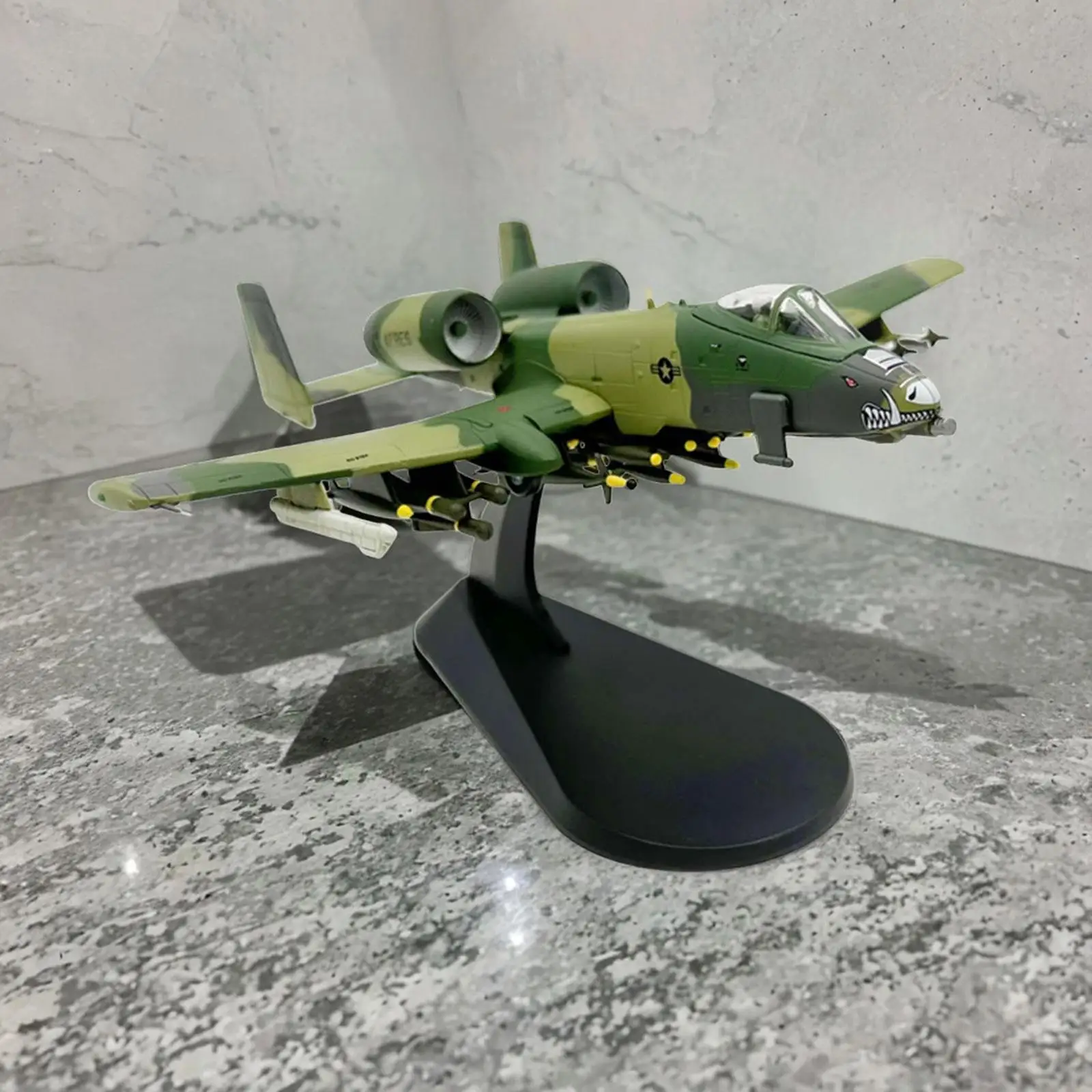 Alloy 1/100 A10 Fighter Airplane Diecast Model Miniature Toys Collection Mode