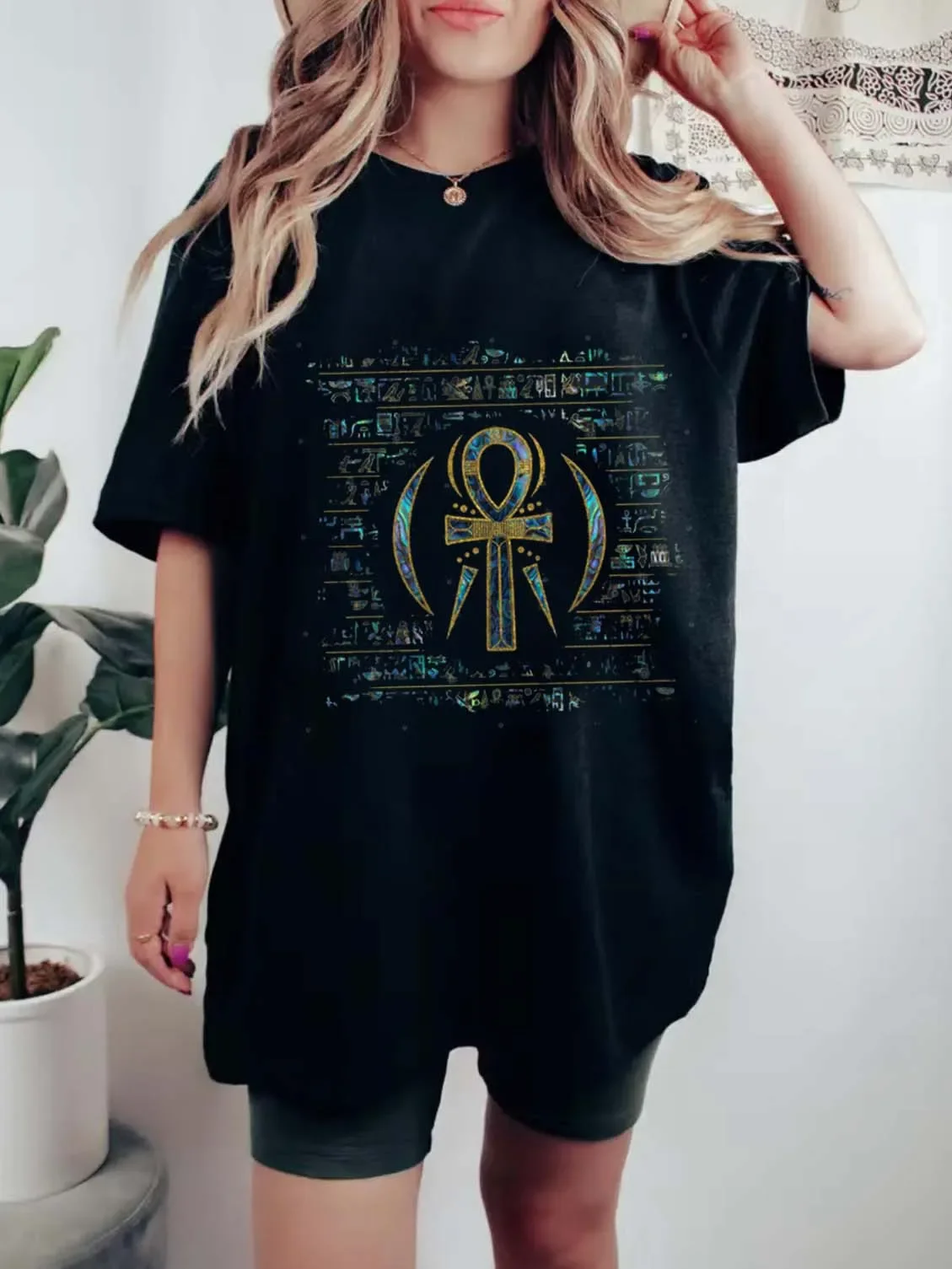 

Abalone Shell Egyptian Ankle Cross T-Shirt Printed 90s Fashion O-Neck Short Sleeve Women's Fashion Versatile Style Basic T-Shirt