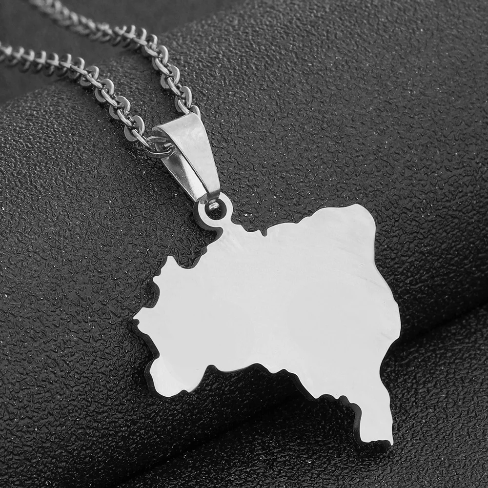 2024 new fashion stainless steel glossy Brazil map pendant necklace temperament everything collarbone chain birthday anniversary