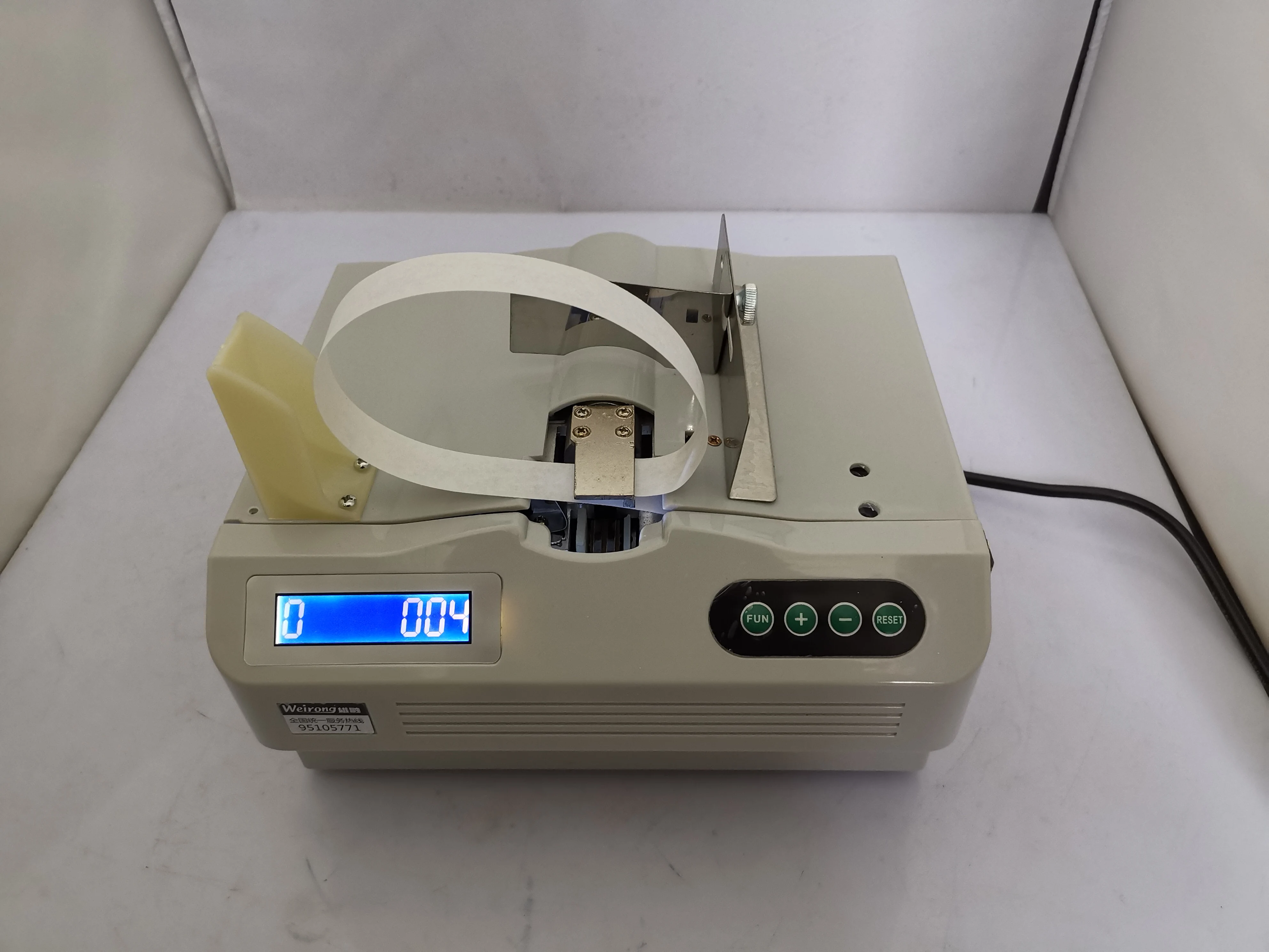 Automatic paper tape binding machine, automatic banknote binding machine, document and receipt binding machine