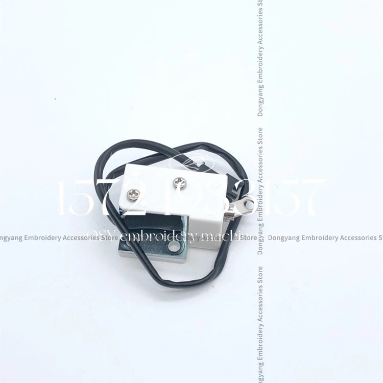 1pcs Solenoid Buckle Wire Electromagnet with base Seat Cutting Wire Electromagnet Computer Embroidery Machine Accessories