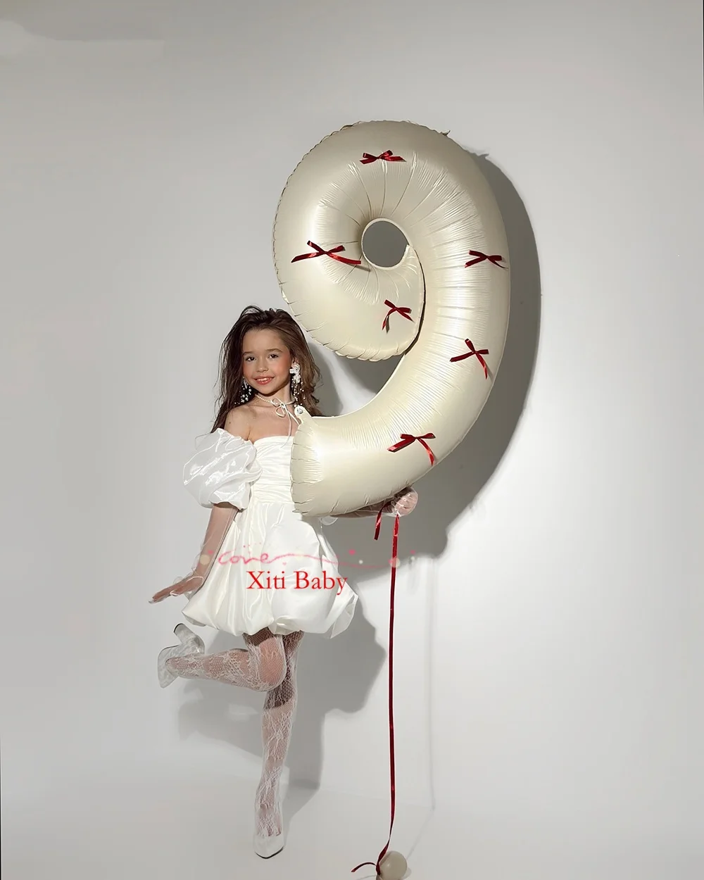 ชุดเดรสเด็กผู้หญิง, ชุดเดรสจับจีบแบบเปิดไหล่, ชุดเดรสงานแต่งงานแขนพองสำหรับเด็กผู้หญิง, ชุดเดรสงานพรอมแบบสั่งตัด