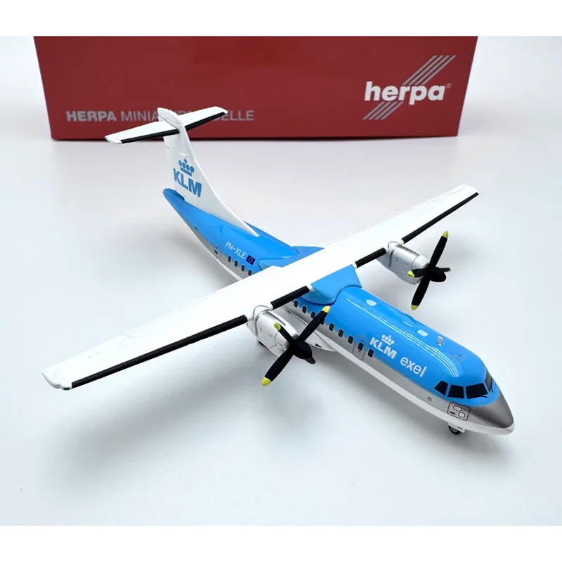 

Herpa литой под давлением масштаб 1/200 KLM ATR-42 модель самолета из сплава, коллекция декоративных украшений