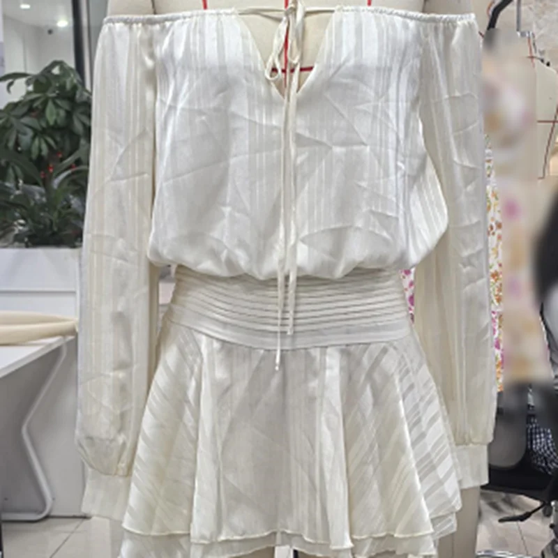 Mini abito scavato con top a tubo da donna Abito arricciato smock color tinta unita senza spalline senza spalline alla moda
