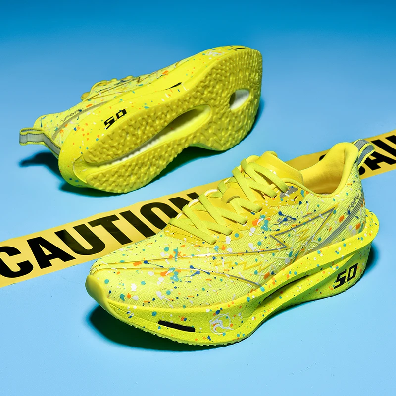 

AutumnNew Unisex Marathon Luminous Running Shoes High Quality Road Jogging Shoes Light Comfort Sneakers Mesh Breathable Trainers