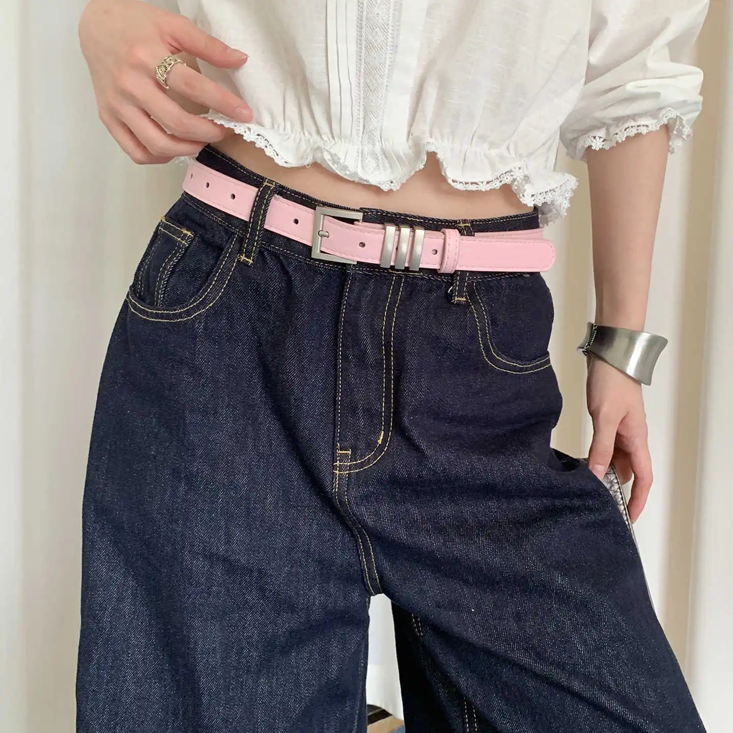 Simple Korean Pink Metal Buckle Belt for Women Luxury Niche Decoration, Commuting with Jeans and Accessories Belt