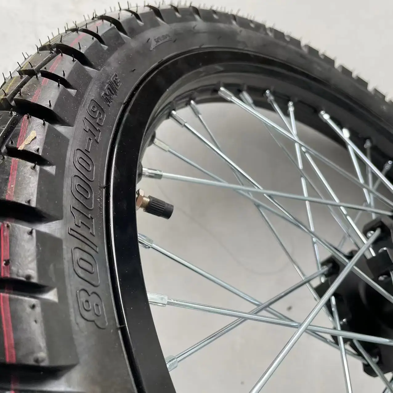 2024 Popular 19 Inch Motorcycle Wheel Customized Rim With All Terrain Tire