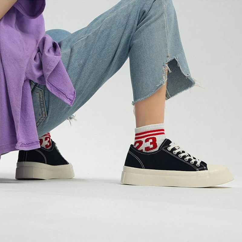 New Original Sports Shoes Women Sneakers Fashion Low Top Casual Flat Ladies Canvas Shoes Students Vulcanize Shoes Zapatos Mujer