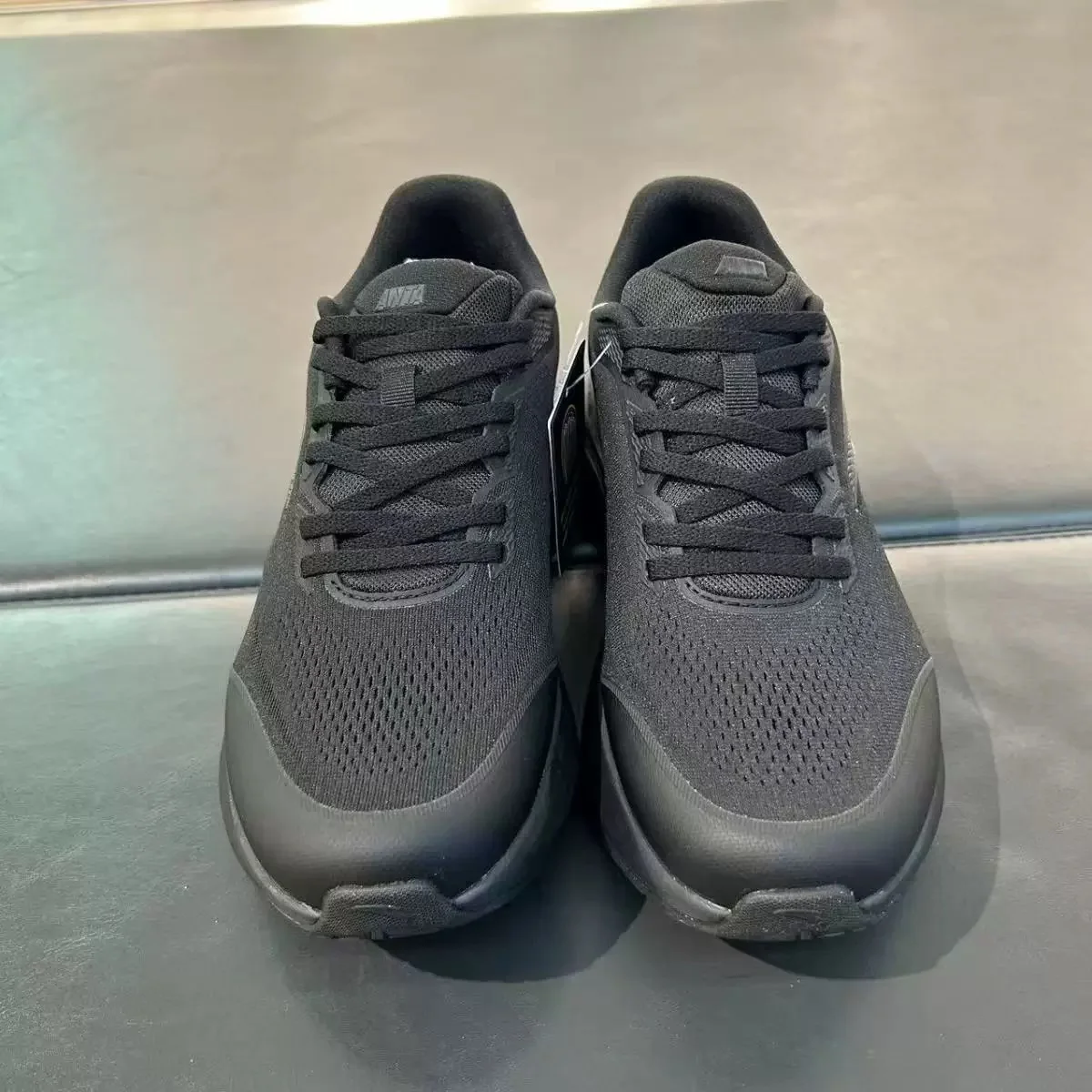 

Running oes Men's Comfortable Elastic Sports oes Commuting Sneakers o Absorption Bounce Casual Spring Summer