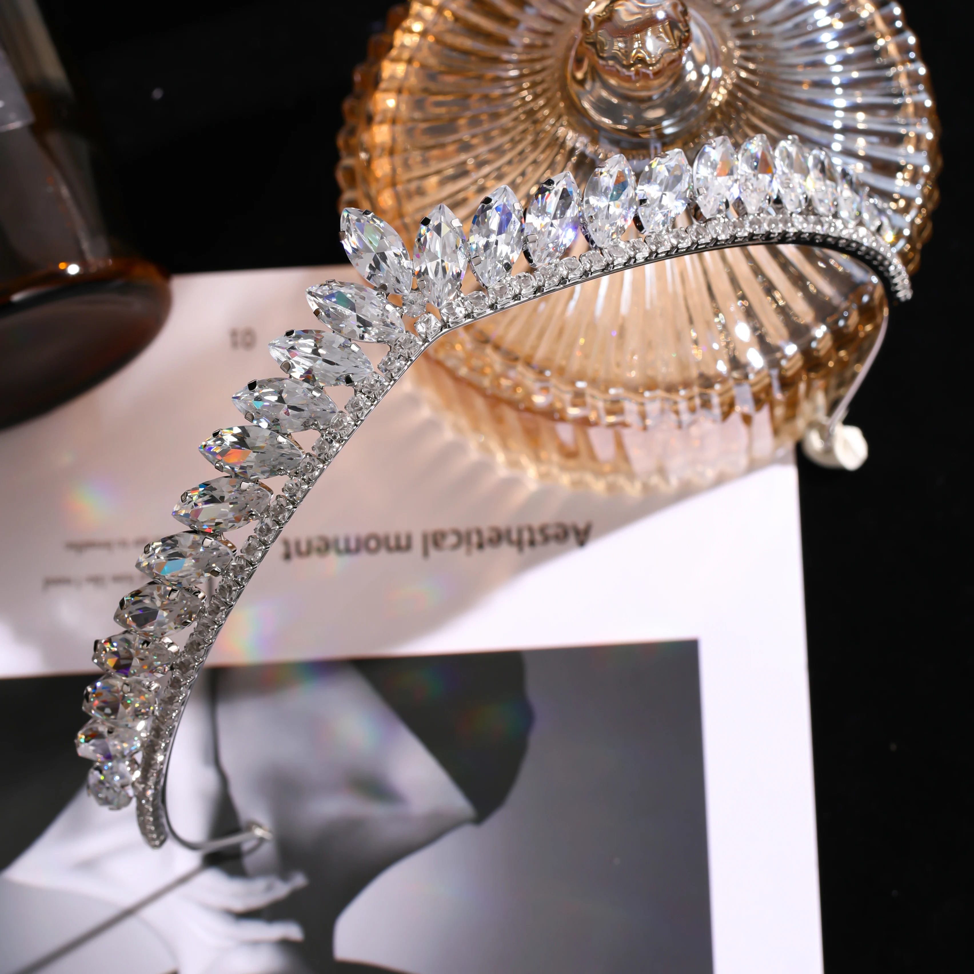 Exquisite Crystal Rhinestone Crown Wedding Accessories Tiara Head Jewelry For Bride Princess Hairband Queen Diadem Silver Color image 5