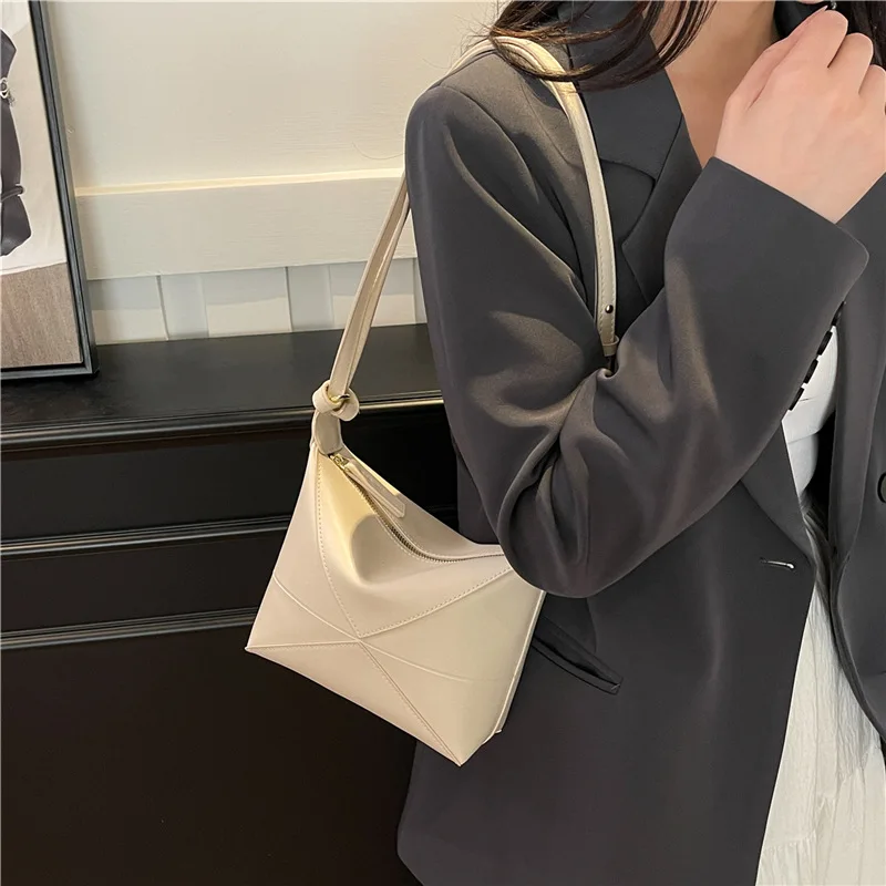 

Korean Style Geometric Underarm Bag 2025 - Minimalist Niche Design, Shoulder/Crossbody Elegant All-Match