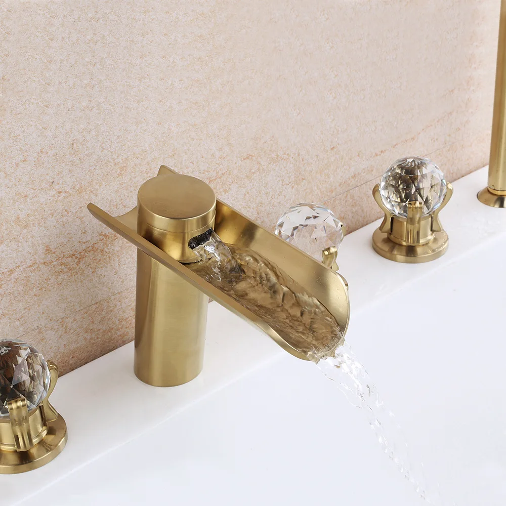Copper Bathtub Faucet with Simple Split Type Mixing Valve for Hot And Cold Water Surface Mounted Waterfall Showerhead