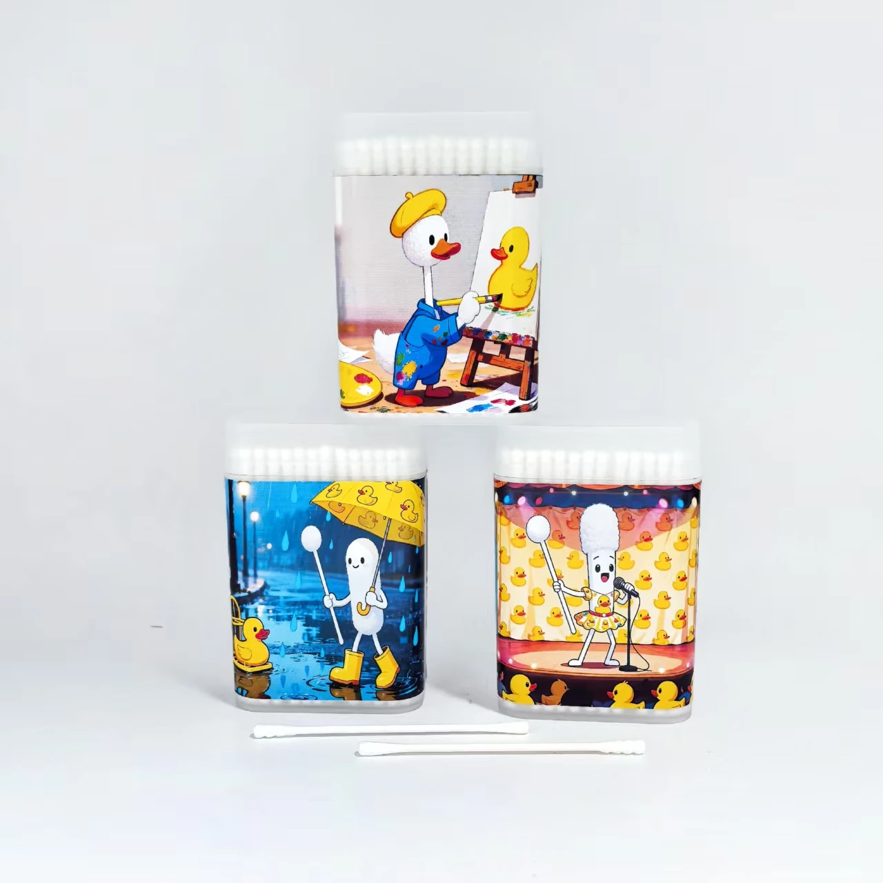 300개 귀여운 노란 오리 테마의 양면 면봉, 미세 축 나사형 원형 면봉