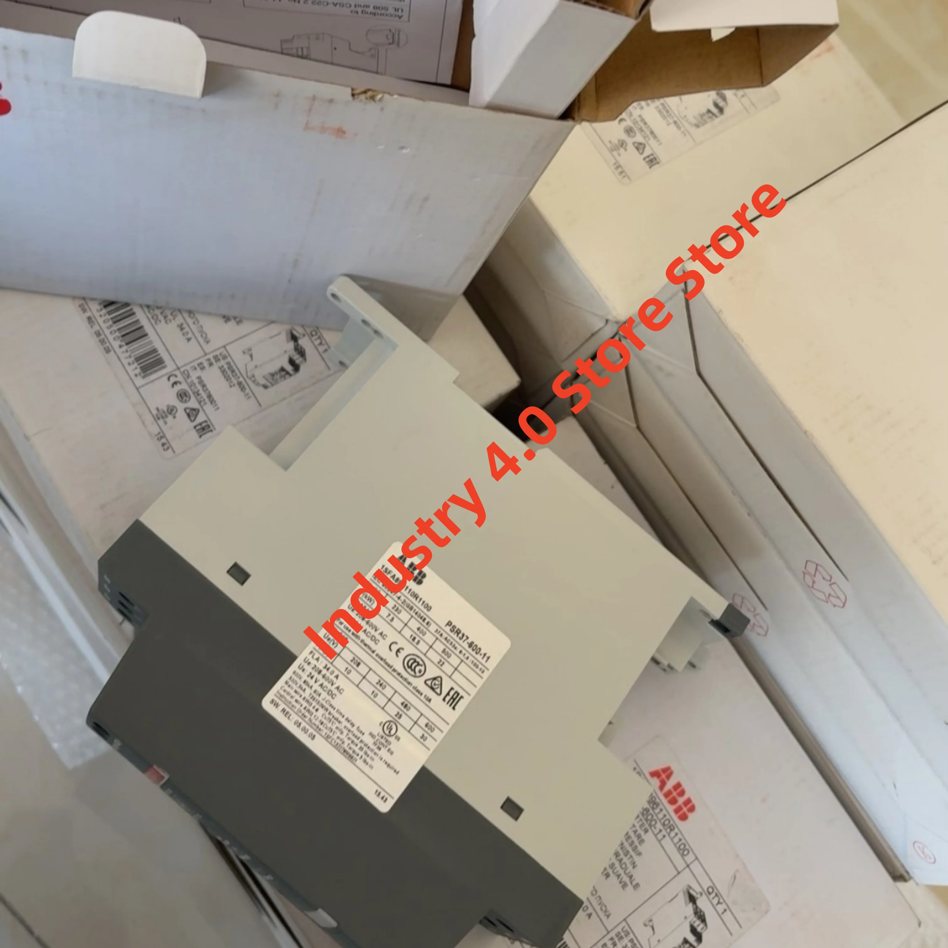 Novo na caixa PSR60-600-11 PSR72-600-11 Soft starter