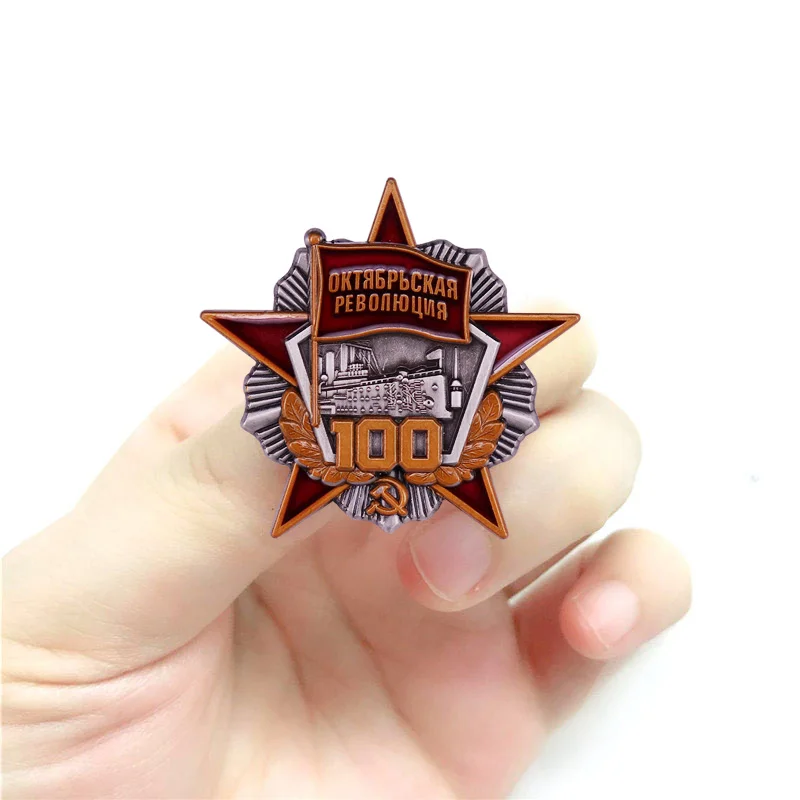 High quality honor metal commemorative medal for the anniversary of the October Revolution in the Soviet Union view 3