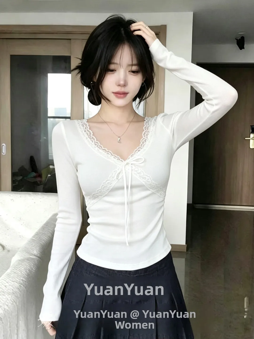Elegant Long Sleeve Lace T-Shirt Slim Fit Base Layer Shirt Inner Wear Pure Desire Top for Women Autumn 2026 New Style
