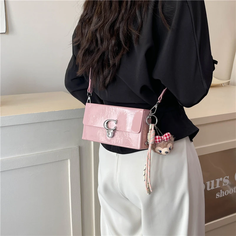 

Simple Vintage Fashionable Tote Purse Bag With Minimalist Charm And Large Storage Solid Color