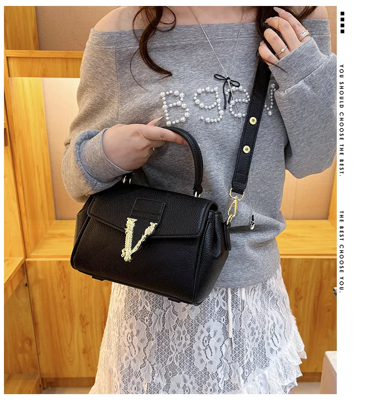 

‌"Women's Small Square Bag 2025 - Korean Texture Shoulder Purse | Casual Fashion Messenger | Trendy Crossbody Handbag"‌