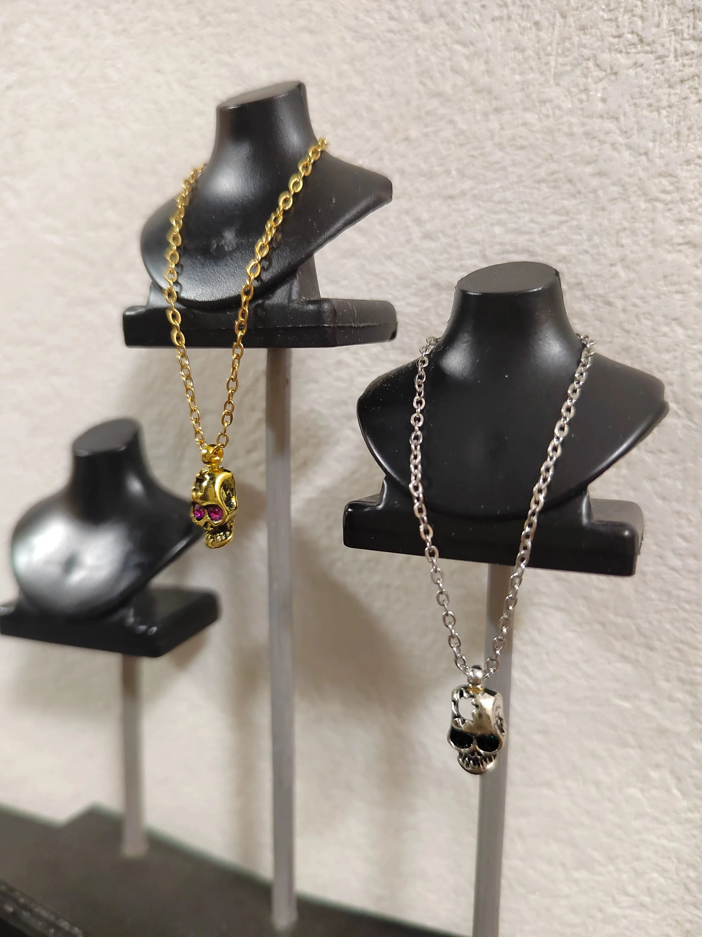 

Cool Personalised Design Doll Jewellery Accessories Fashion Gothic Skull Metal Neutral Necklace For 30cm Doll Ken Muscle Soldier