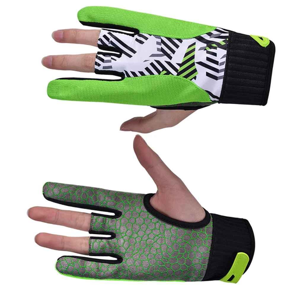 

1Pair Professional Anti-Slip Elastic Breathable Sports Gloves Green Size L 3-Fingers Exposure Design for Bowling Comfort