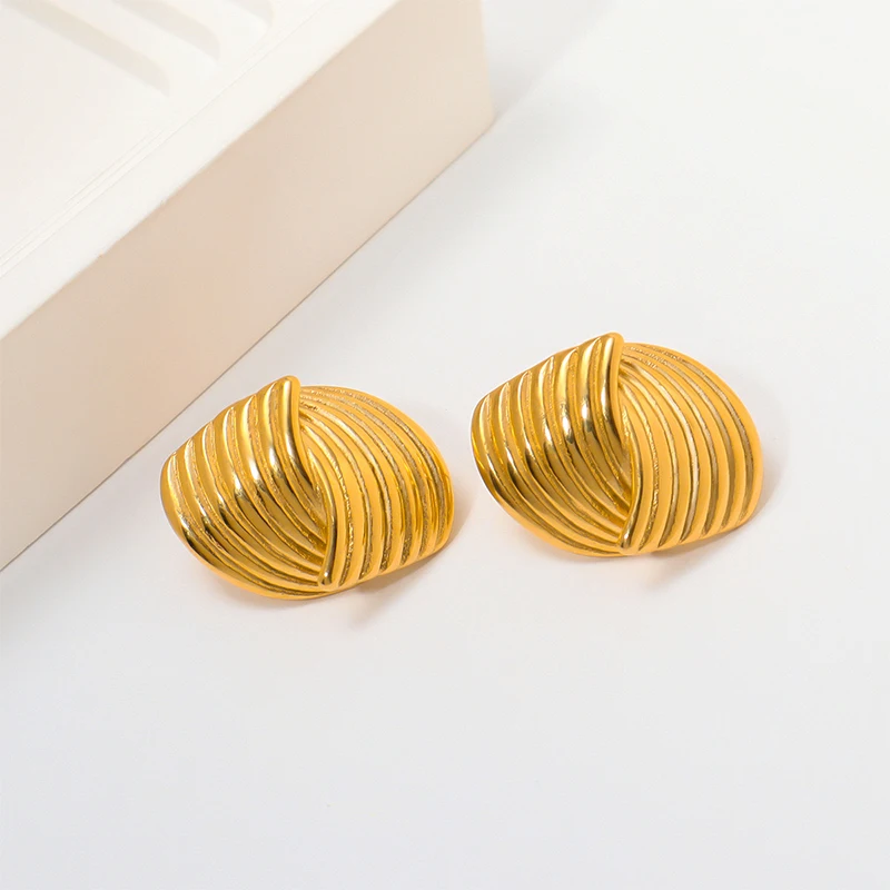 

ROXI | Stainless Steel Geometric Earring for Women Gold Charms Modern Jewelry Gold Fashion 2025