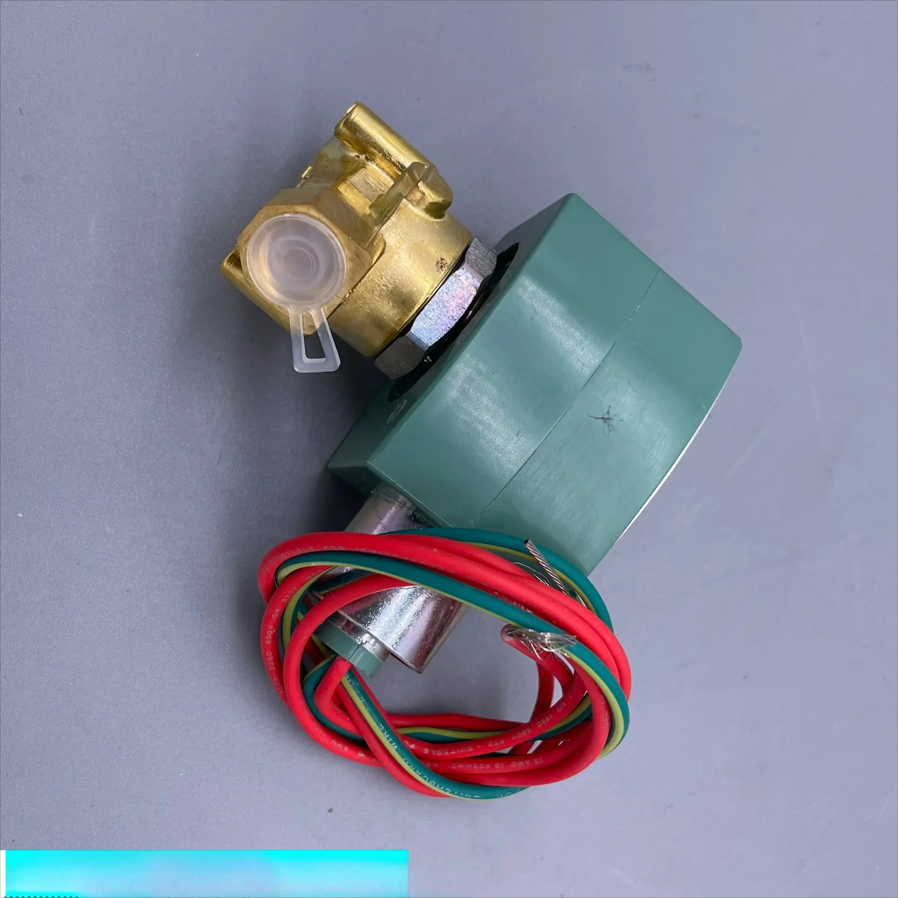 

American Cryogenic Solenoid Valve 8262H114LT