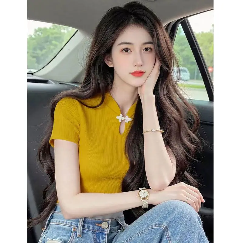 패셔너블한 여성용 뉴 슬레 탑 버튼 레트로 에스닉 슬레 다용도 베이스 탑 한국 스타일 라운드 넥