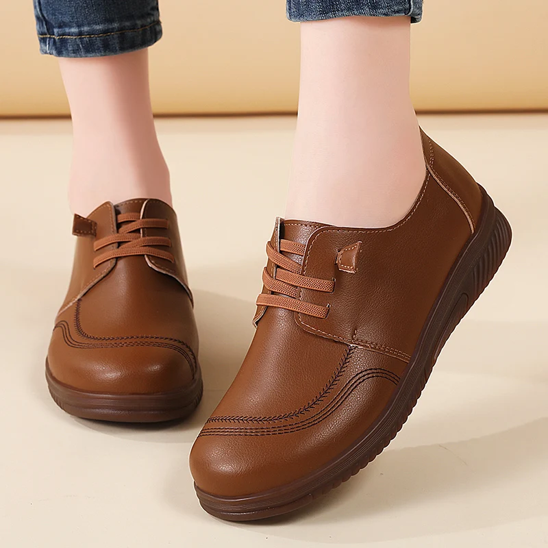 حذاء بدون كعب نسائي، حذاء مشي خفيف الوزن للربيع والصيف، حذاء كاجوال مسطح مسامي، حذاء جلد طبيعي 100%