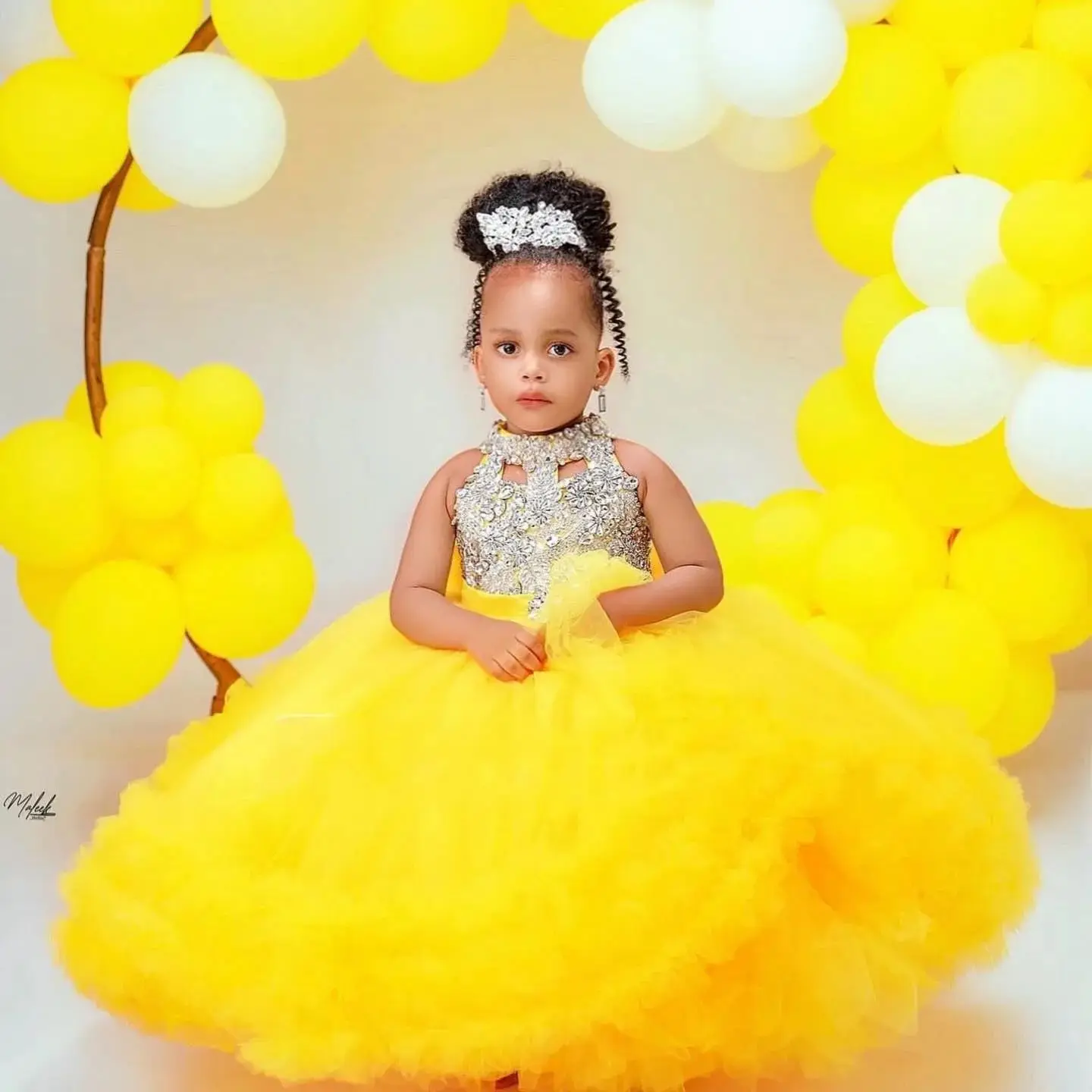 Yellow Kids Birthday Dresses Customized High Neck Beading Flower Girl Dresses for Wedding Party Baby Girls Prom Gowns