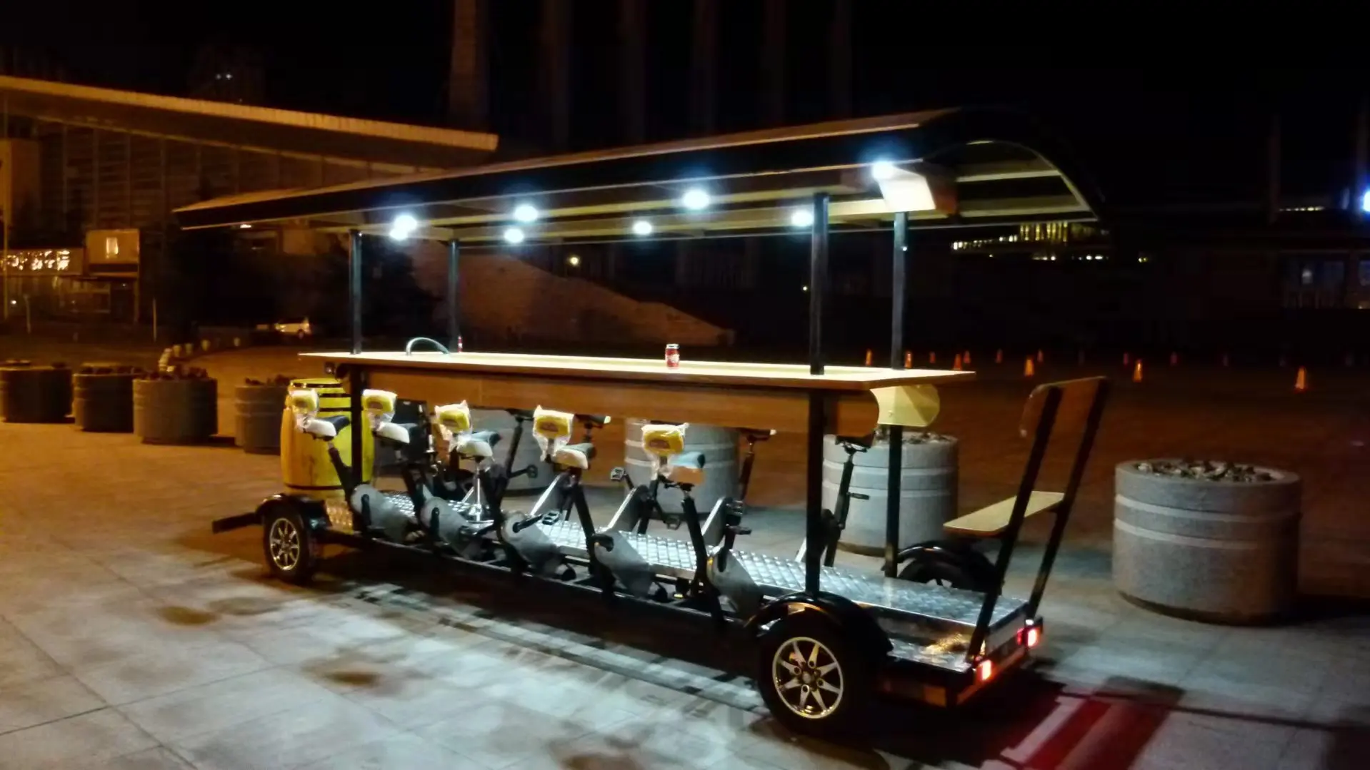 Beer Bar Scenic Fitness Sightseeing Mobile Cycling Bike Multigiocatore Ciclismo Caffè Bike Party Car