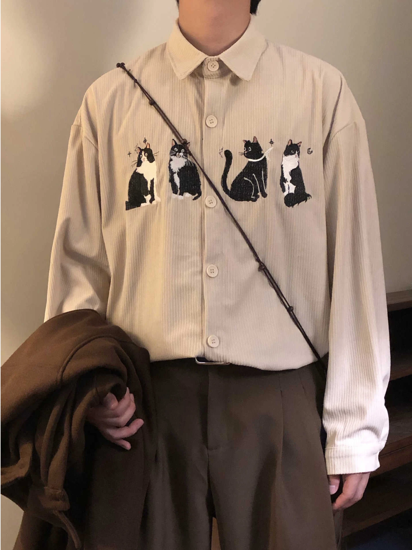 

Retro American Embroidered Corduroy Long Sve Loose Casual irt Men's Street Sle Faion Outerwear Spring Autumn