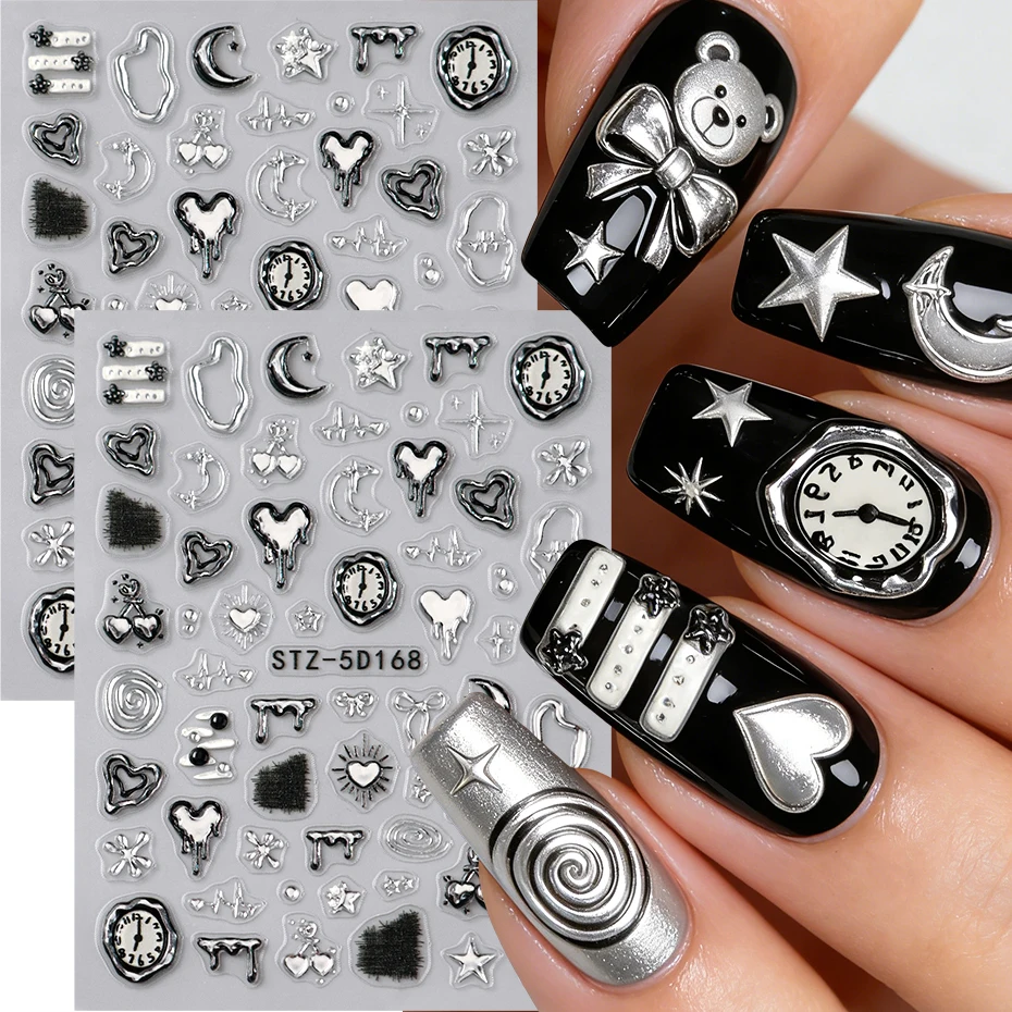 2 Stück Silberne Herz-Uhr Nagelaufkleber 3D Mond Stern Schleifenmuster Aufkleber für Nägel Y2K Charms Nagelkunst Dekorationen Maniküre