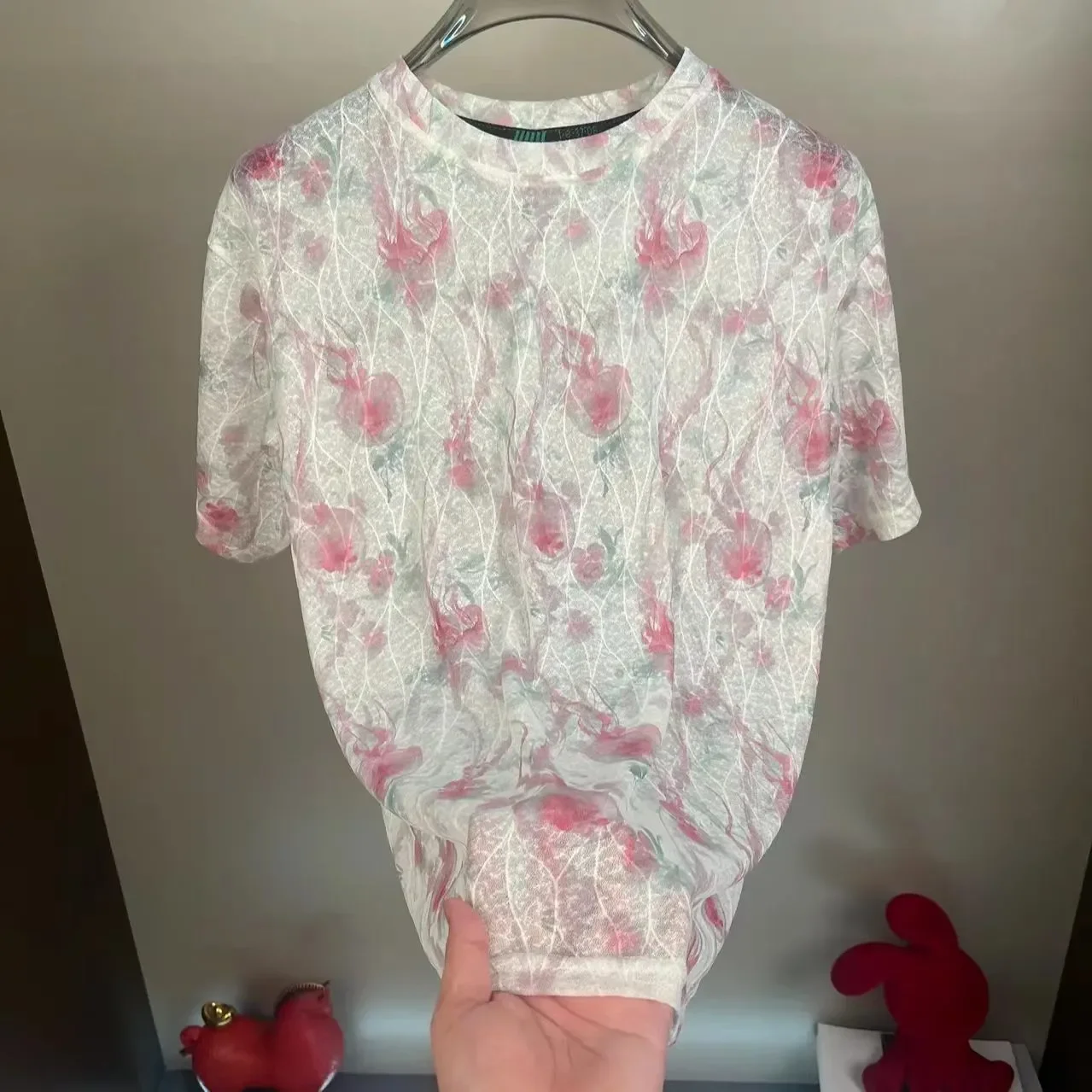 Men's Floral Print Lightweight Short Sleeve T-Shirt Round Neck Casual Summer Top Breathable Thin