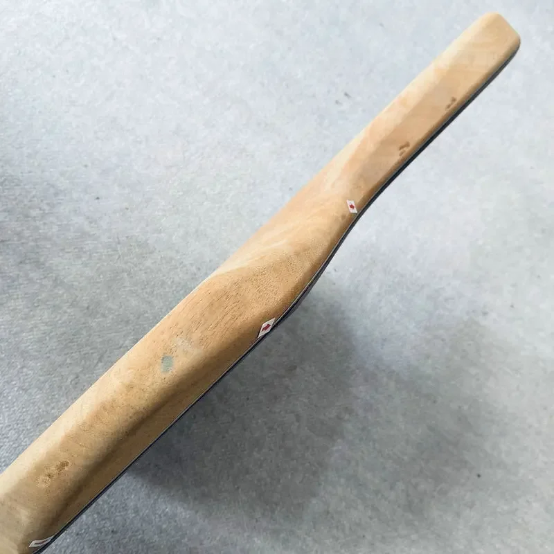 HB721 Wood Cracks and Damaged Unfinished Electric Bass Body Active Pickups in Solid Redwood+Solid Walnut Top Decorations Sales - view 5