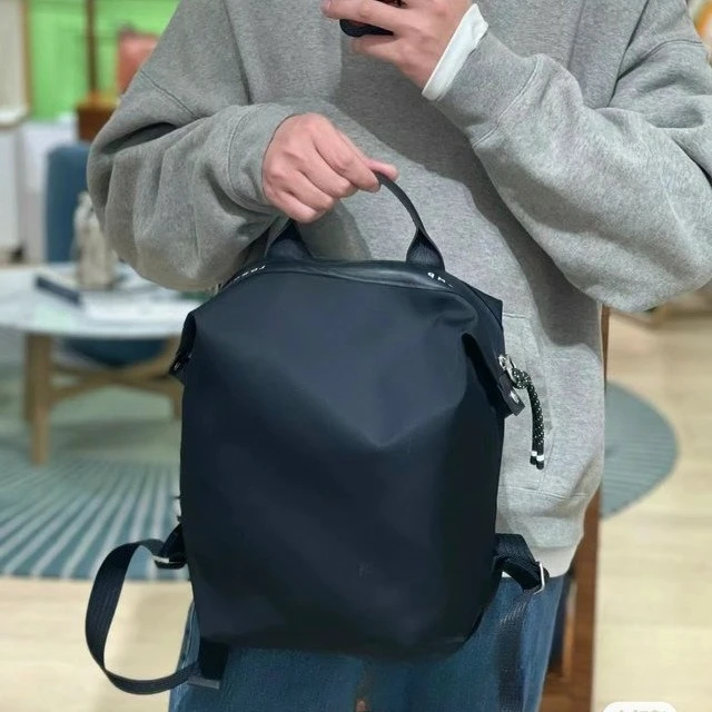 

Popular Back to School Season Backpack Thickened Nylon Backpack Waterproof Casual Lightweight Large Capacity Backpack