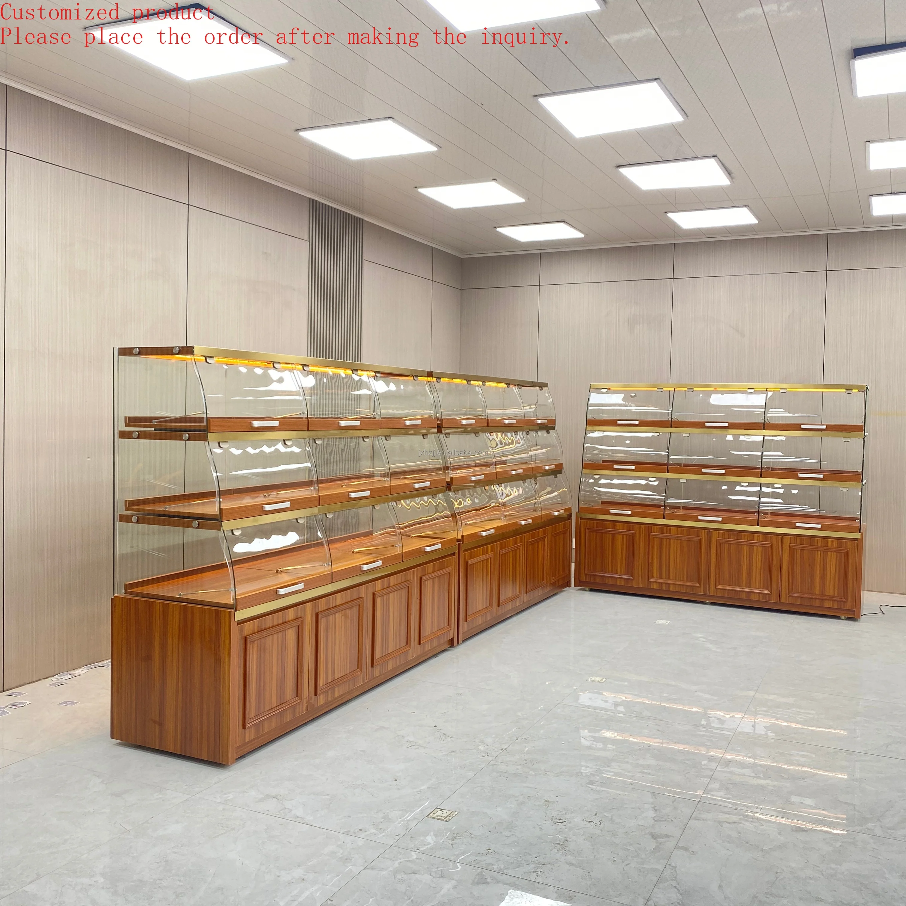 

Custom.Hong Zhan 3 Three Tier Wall Mounted Display Cabinet Shelf Bakery Furniture Display Showcase for Bread Bakery Display Rac