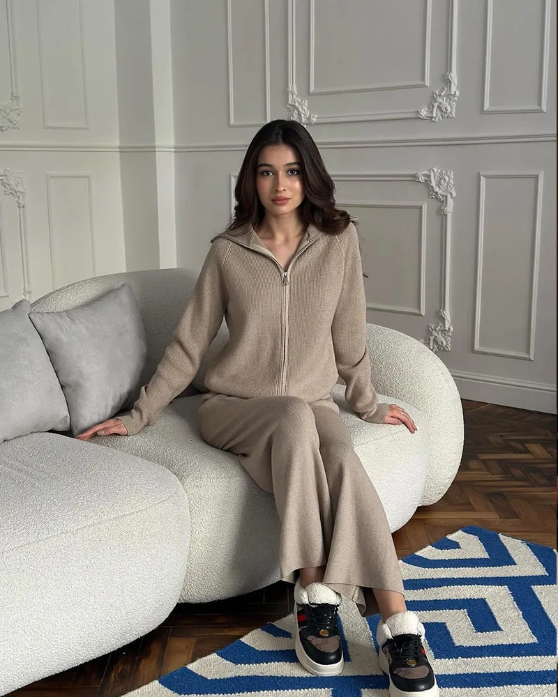 

Lazy Sweater Suit for Women Commuter Zipper Top Coat Wide-leg Pants Casual Temperament Knitted Suit New Autumn and Winter Style