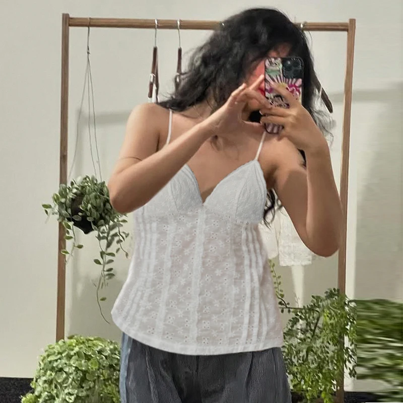 새로운 여성 여름 자수 캐미솔 스파게티 스트랩 v 넥 레이스 트림 아일렛 탱크 탑 streetwear 핫 세일 s m l
