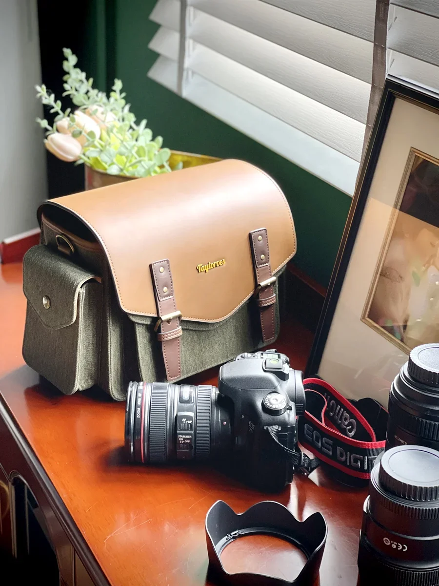 

Taylorves Camera Bag for DSLR, Compatible with Canon, Nikon, Sony A7M4, 70D, 80D, Retro Photography Bag