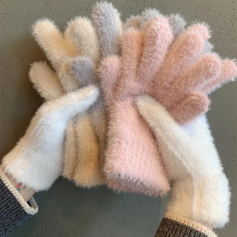 Kawaii Coral Velvet Fingerless Warm Furry Gloves Women Men Korean Style Winter Snow Versatile Plush Thickened Cold-proof Gloves